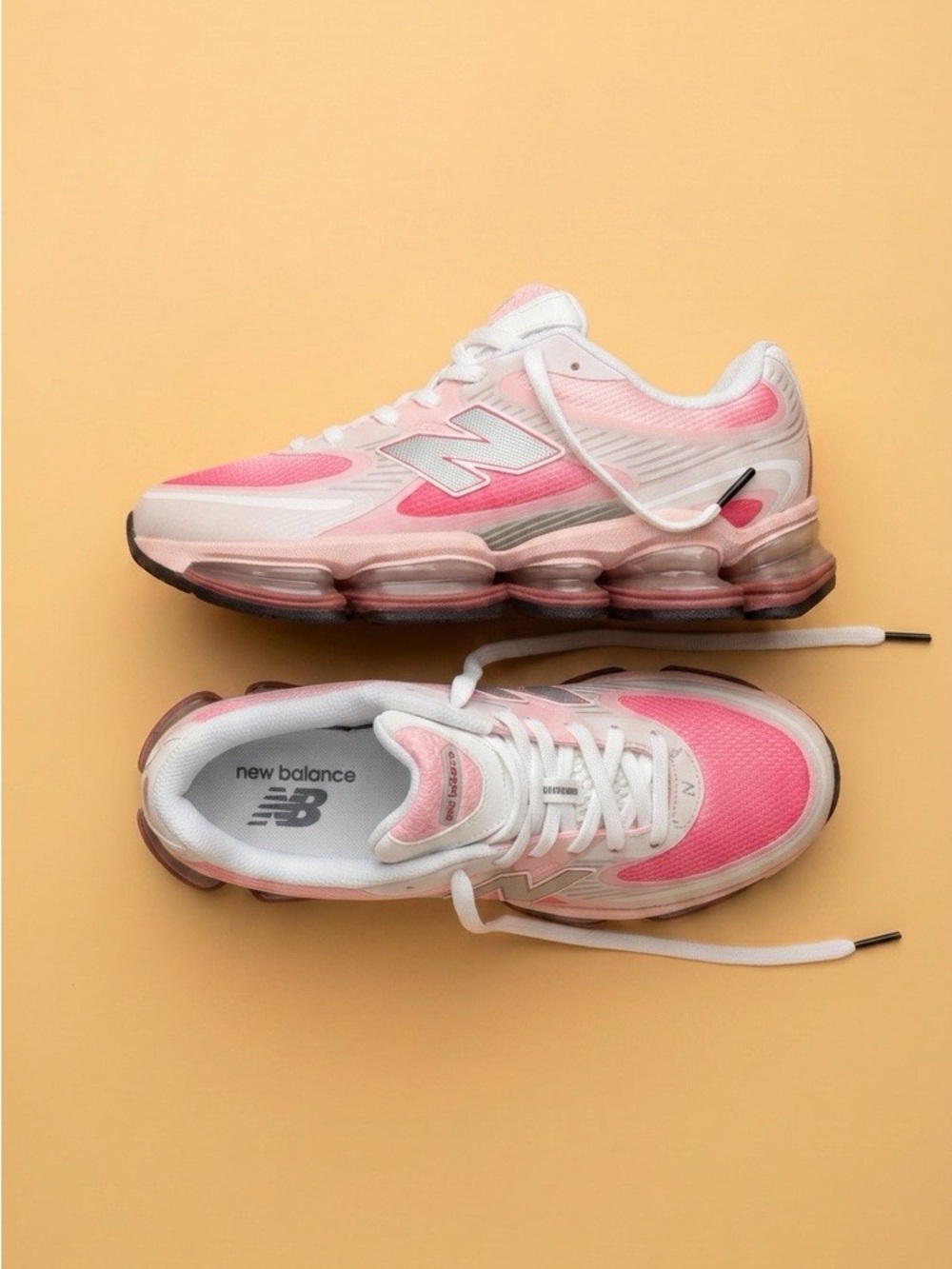 New Balance Women's Pink and White Athletic Running Shoes